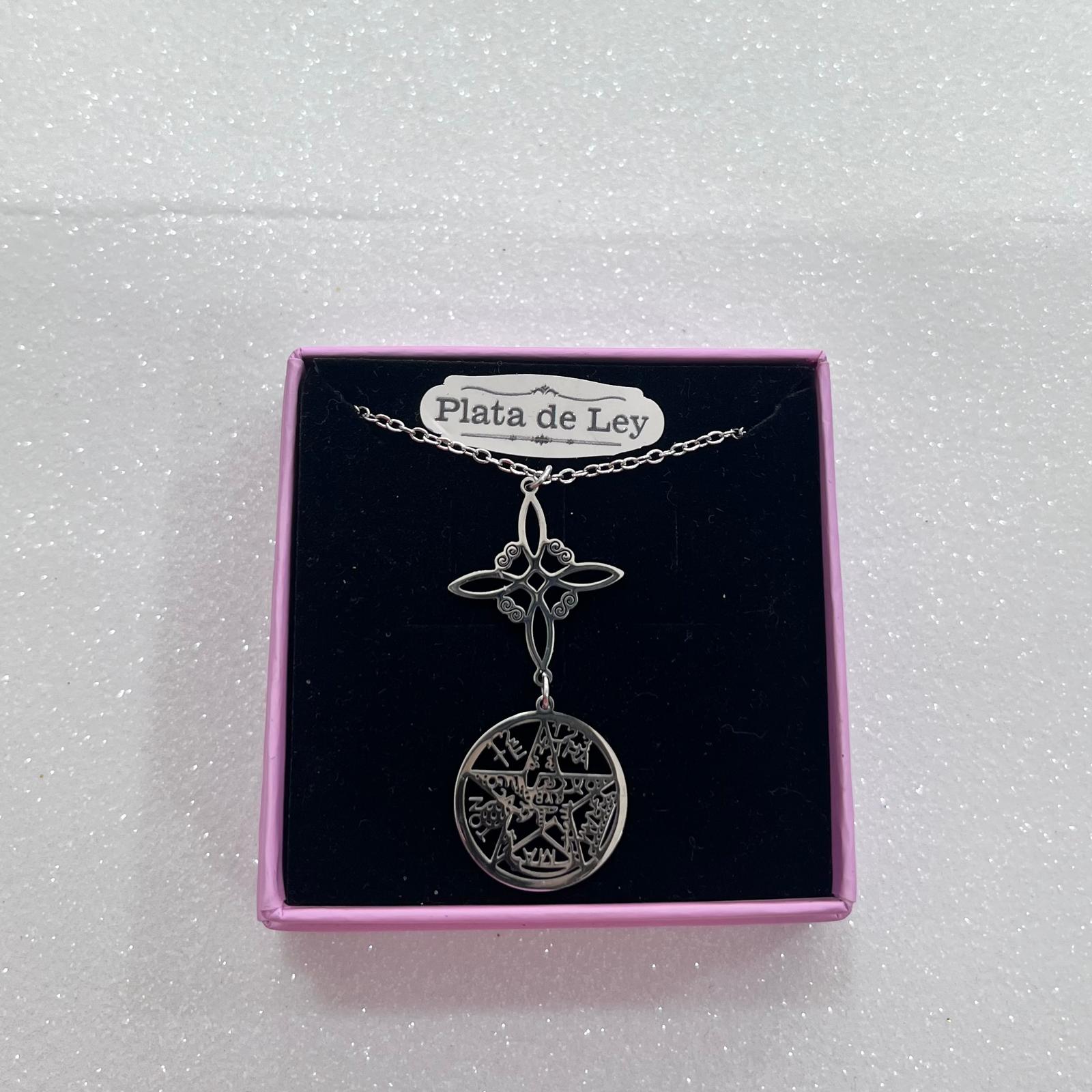 Collar Nudo de Bruja y Tetragrama